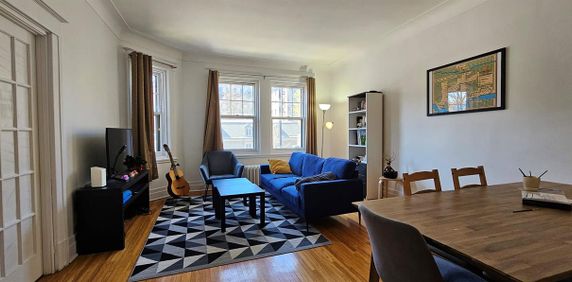 3 CH - 1 SDB - Montréal - $2,200 /mo - Photo 2