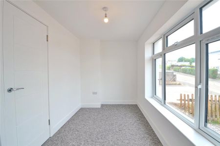 6 bedroom semi-detached house to rent - Photo 2