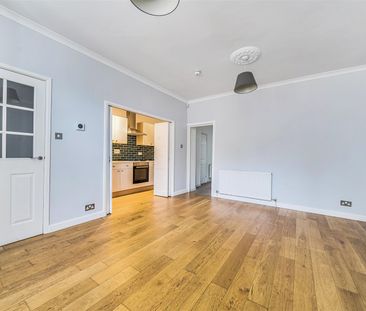 Hanbury Road, Bristol - Photo 2