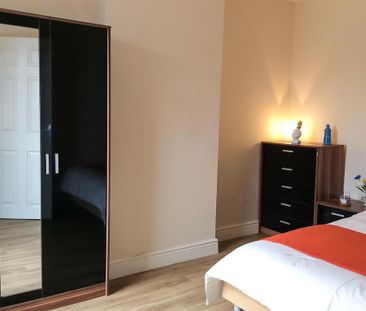 1 bedroom semi-detached house to rent - Photo 2