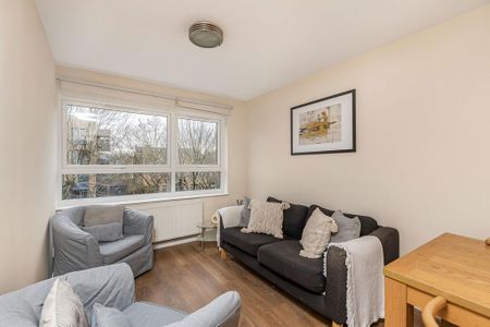 4 bedroom maisonette to rent - Photo 2