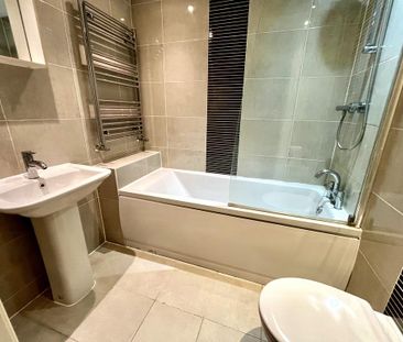 1 bedroom flat to rent - Photo 2