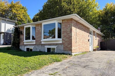 For Lease - 807 Greenfield Crescent Unit# Upper, Newmarket, Ontario - Photo 5
