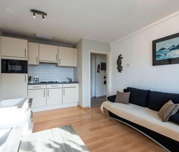 Appartement te huur in Oostende voor € 600 met 1 slaapkamer - Photo 2