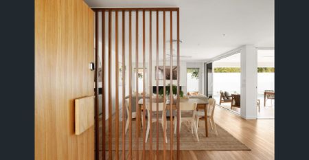 Summer Rental - Luxury Furnished Noosa Waters Retreat with 25m Lap Pool - Photo 4