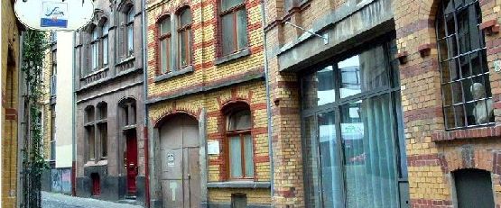 Luftig möblierte Maisonette im französischen Stil mit Dachterrasse - Photo 1