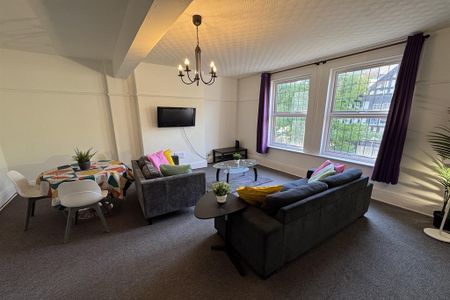 3 bedroom apartment to rent - Photo 3