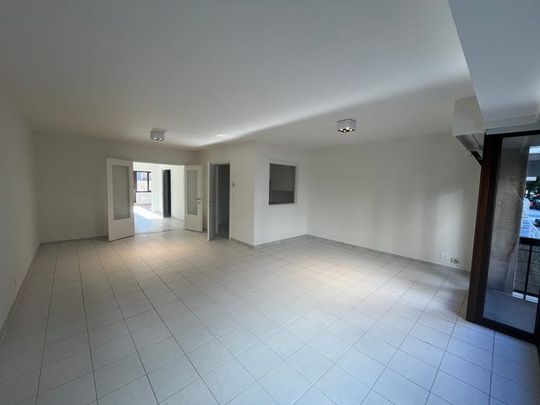 Appartement te huur - Photo 1