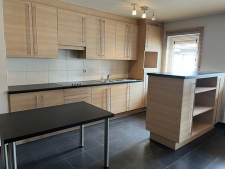 Instapklaar appartement (GLVL) met 1 slpk . Nabij station en centrum MOL. - Photo 5