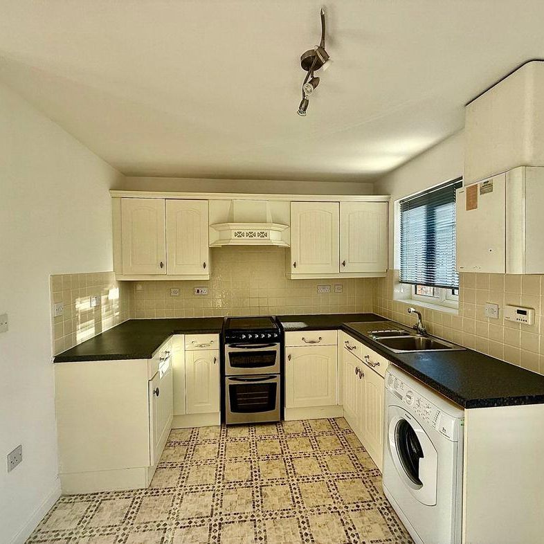 2 bed end of terrace house to rent in NE5 - Photo 1