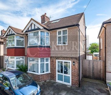 4 bedroom semi-detached house to rent - Photo 4