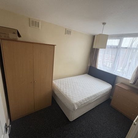 Crowmere Road, CV2, Property for rent - Photo 4