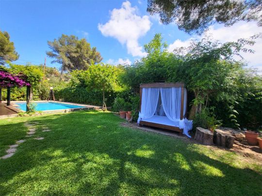 Casa o chalet de alquiler en Calle Chopo, 21, Cap Martí - El Tossalet - Pinomar - Photo 1