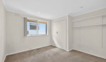 3 Hill Court, Doncaster, VIC 3108 - Photo 2