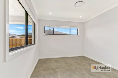 Brand New 4-Bedroom Family Home - Photo 4