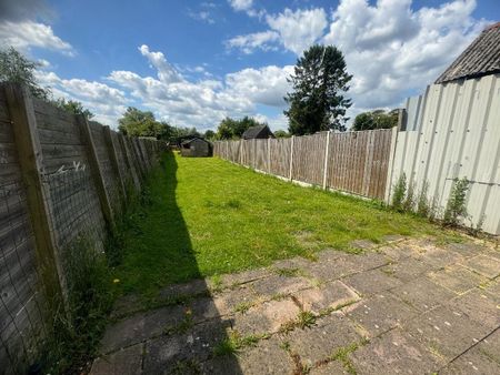 2 bedroom terraced house to rent - Photo 3