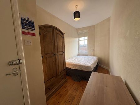 Morgan Place -, Dundee - Photo 2