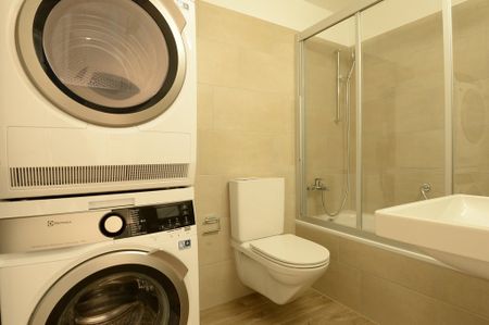 Moderne 4.5-Zimmerwohnung zu vermieten! - Photo 4