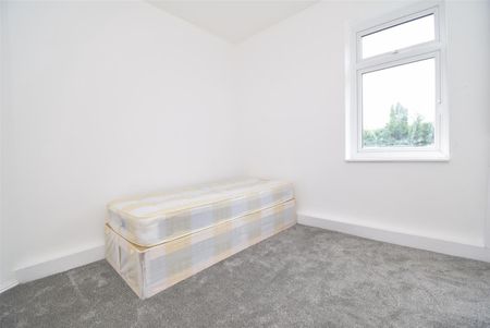 New Street, Royston, Barnsley - Photo 2