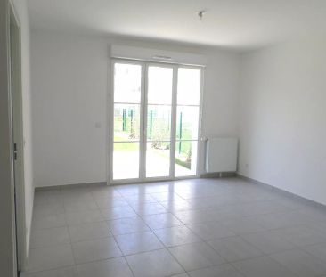 APPARTEMENT DE 2 PIECES AVEC JARDIN A LOUER A PLAISIR - Photo 1