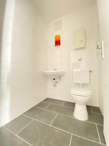 ***ZWEITBEZUG NACH SANIERUNG – FAMILIEN AUFGEPASST*** 3-Zimmer-Wohnung im Herzen von Hohenlimburg - Photo 4