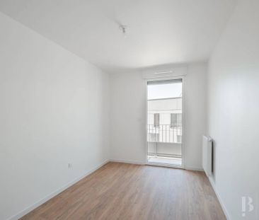 Rental Apartment Bordeaux Saint-Jean - Photo 3