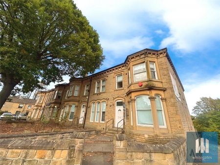Highfields Road, Highfields, Huddersfield, HD1 - Photo 3