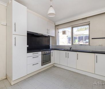 2/100 Murrumbeena Road, Murrumbeena - Photo 3