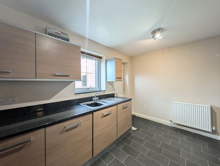 2 bedroom terraced house to rent - Photo 4
