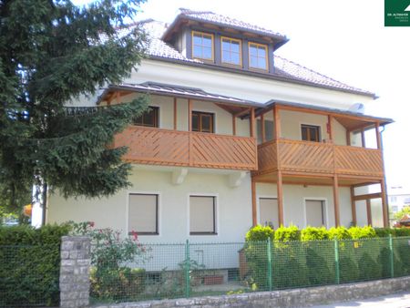 Mietwohnung im Privatpark mit großem Balkon und Garage in Ruhelage - Photo 2