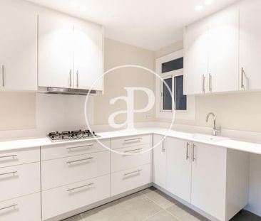 Flat for rent in Turó Park - Photo 3