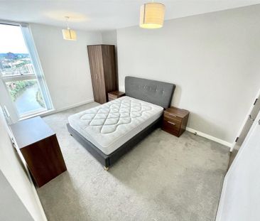 2 bedroom apartment to rent - Photo 4