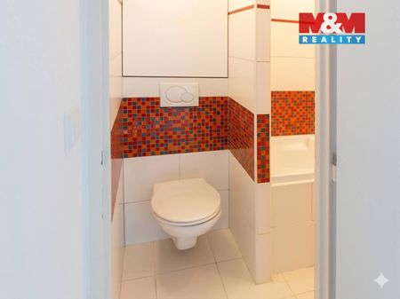 Pronájem bytu 1+kk, garsoniery 30 m², Hradec Králové - Photo 5