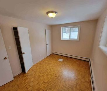 56 Lansdowne St, Unit 4, Kingston, ON - Photo 3