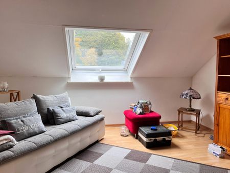 Viel Platz für die Familie, das Home-Office, die Großeltern … - Foto 3