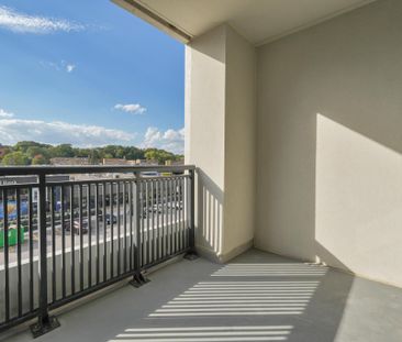 For Lease - 259 The Kingsway N/A Unit# 312, Toronto, Ontario - Photo 2