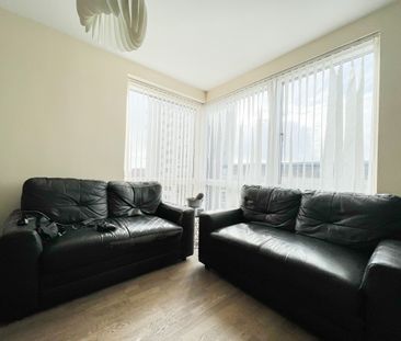 Maia House, Cardiff Bay - Photo 4