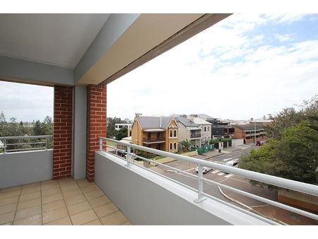 5/71 Scott Street NEWCASTLE NSW 2300 - Photo 4