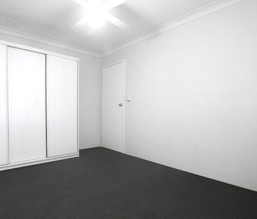 2 Bedroom Unit in Ambervale &excl;&excl;&excl; - Photo 1