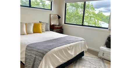 Rare Townhouse opportunity, Close to City, Parking for 2 cars, Spacious and Elegant, Plenty of storage - Photo 3