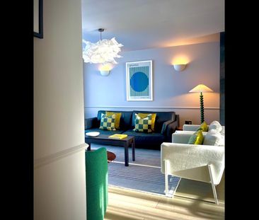 3 Bed Penthouse, Arena House, BN1 - Photo 2