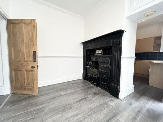Thicketford Road, Bolton, BL2 - Photo 1