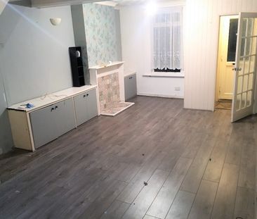2 Bed Terraced House in Rural Vale, Northfleet - Photo 3
