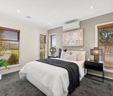 Spacious and easy living in prime pocket! - Photo 2