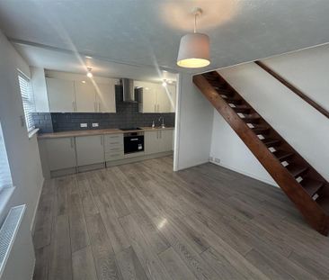 1 bedroom end of terrace house to rent - Photo 4
