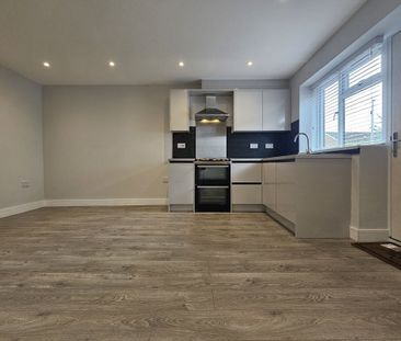 Elmhurst Road - Photo 3