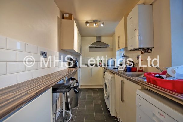 4 Bedroom Mid Terraced House for rent in Grimthorpe Street - Photo 1