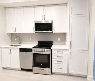 For Lease - 2450 Old Bronte Road Unit# 447, Oakville, Ontario - Photo 3