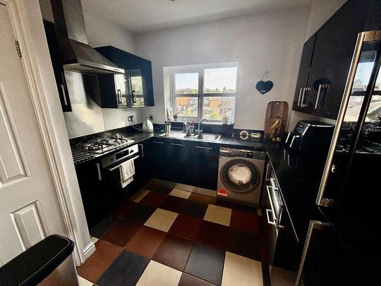 3 bedroom apartment to rent - Photo 1