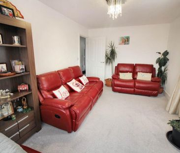 3 bedroom apartment to rent - Photo 1